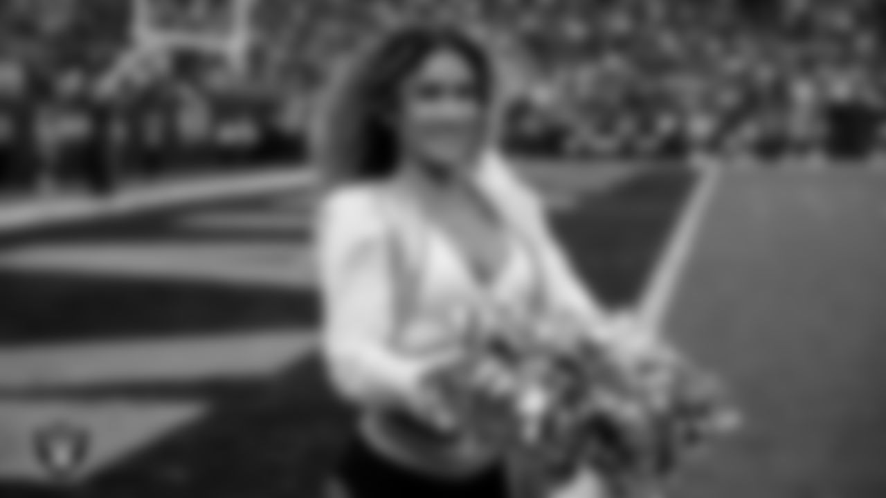 Raiderette Jenna on the sidelines during the regular season home game against the Kansas City Chiefs at Allegiant Stadium.