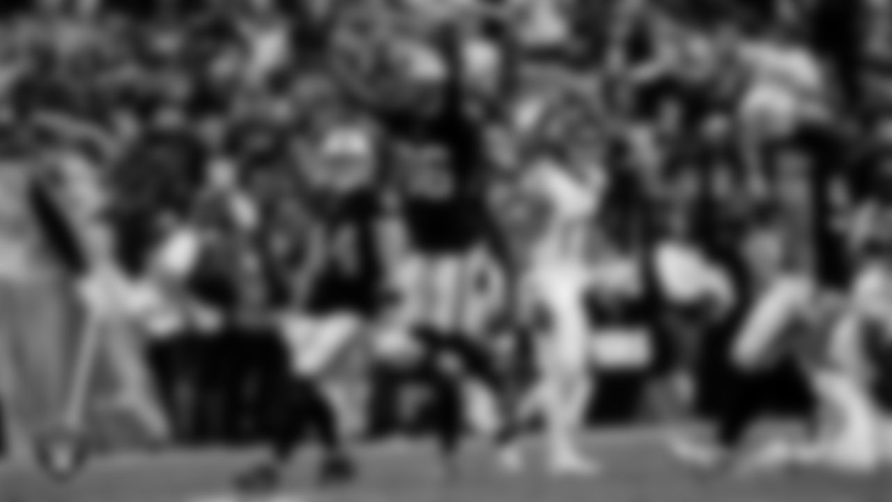 Las Vegas Raiders cornerback Kyu Blu Kelly (36) during the regular season home game against the Tennessee Titans at Allegiant Stadium.