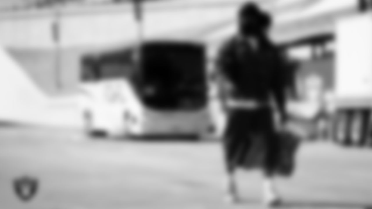 Las Vegas Raiders tight end Ian Thomas (80) arrives to the regular season home game against the Tennessee Titans at Allegiant Stadium.