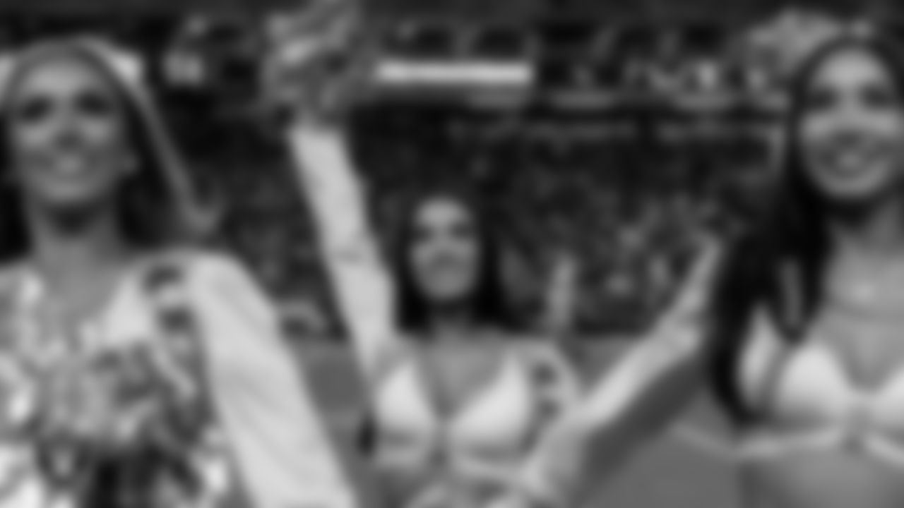 Raiderette Kylie on the sidelines during the regular season home game against the Jacksonville Jaguars at Allegiant Stadium.