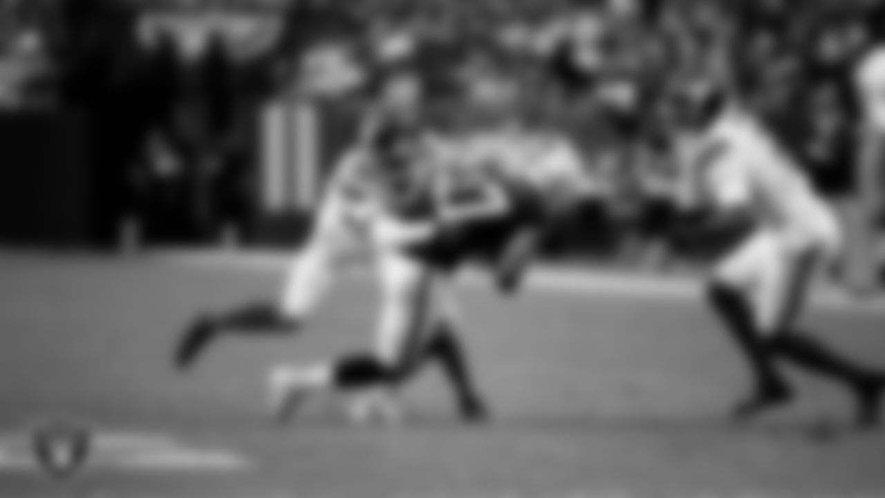 Las Vegas Raiders wide receiver Tyler Lockett (17) during the regular season home game against the New York Giants at Allegiant Stadium.