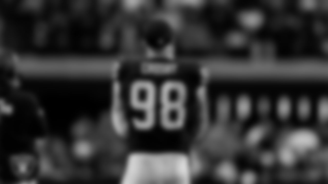 Las Vegas Raiders defensive end Maxx Crosby (98) during the regular season home game against the Cleveland Browns at Allegiant Stadium.