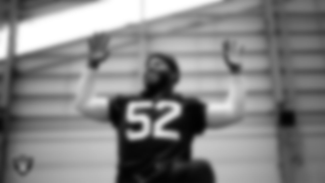 Las Vegas Raiders linebacker Elandon Roberts (52) at a workout during phase two of the offseason program at Intermountain Health Performance Center.