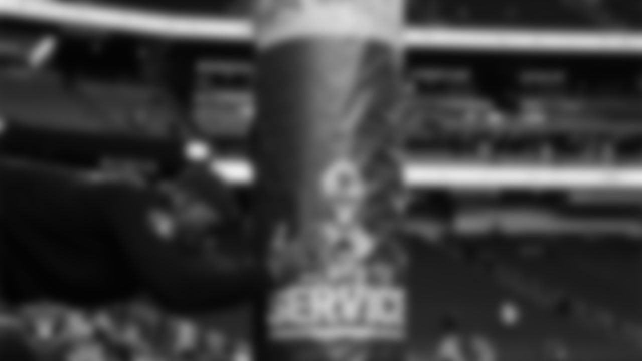 Las Vegas Raiders defensive tackle Thomas Booker IV (99) warming up before the regular season home game against the Dallas Cowboys at Allegiant Stadium.