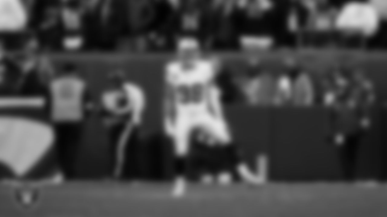 Las Vegas Raiders defensive end Maxx Crosby (98) celebrates after sacking the quarterback during the regular season away game against the Philadelphia Eagles at Lincoln Financial Field.