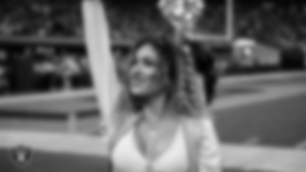 Raiderette Jenna on the sidelines during the regular season home game against the New York Giants at Allegiant Stadium.