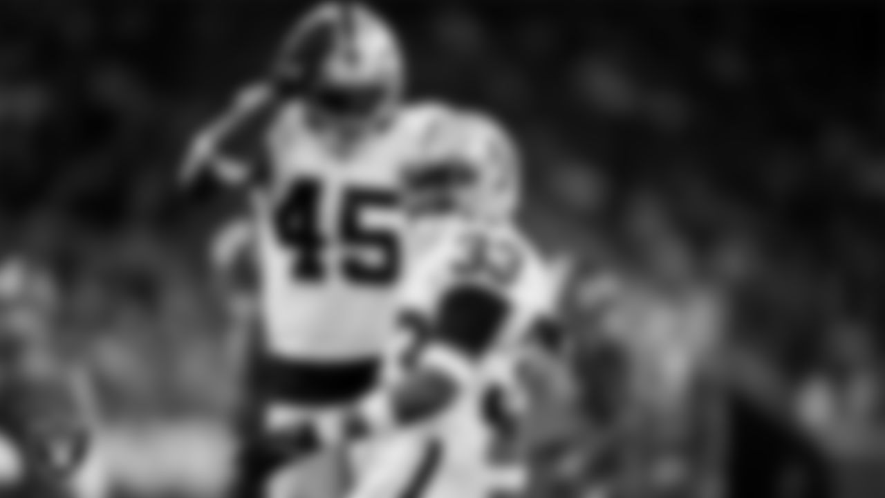 Las Vegas Raiders linebacker Devin White (45) and linebacker Jamal Adams (33) during the regular season away game against the Houston Texans at NRG Stadium.