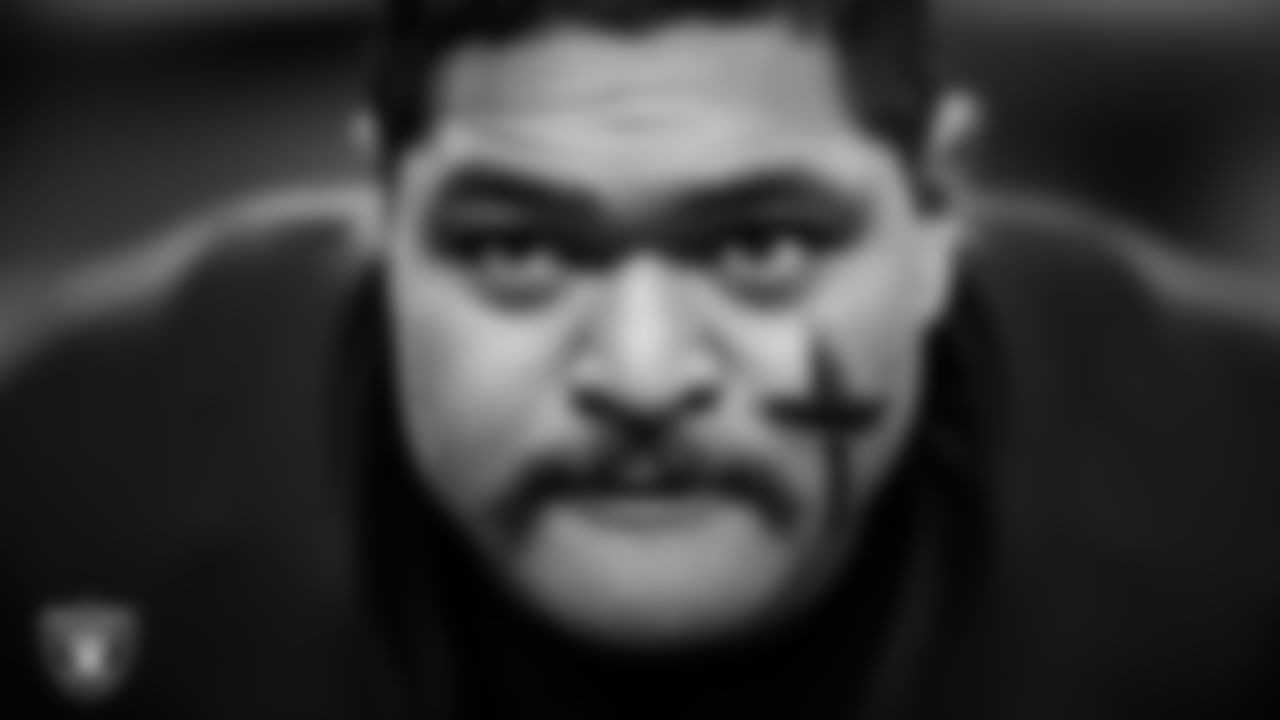 Las Vegas Raiders guard Atonio Mafi (56) warming up before the regular season home game against the New York Giants at Allegiant Stadium.