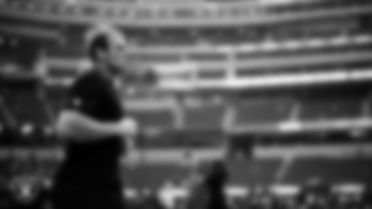 Las Vegas Raiders tight end Brock Bowers (89) warming up before the regular season away game against the Los Angeles Chargers at SoFi Stadium.