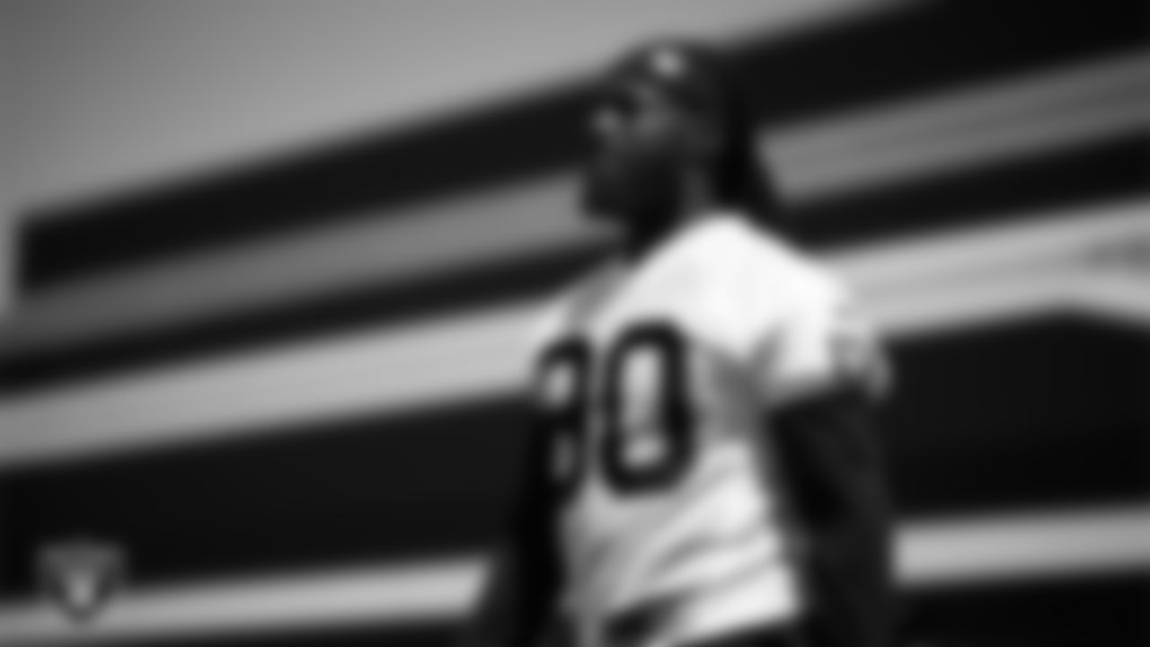 Las Vegas Raiders tight end Ian Thomas (80) at a workout during phase two of the offseason program at Intermountain Health Performance Center.
