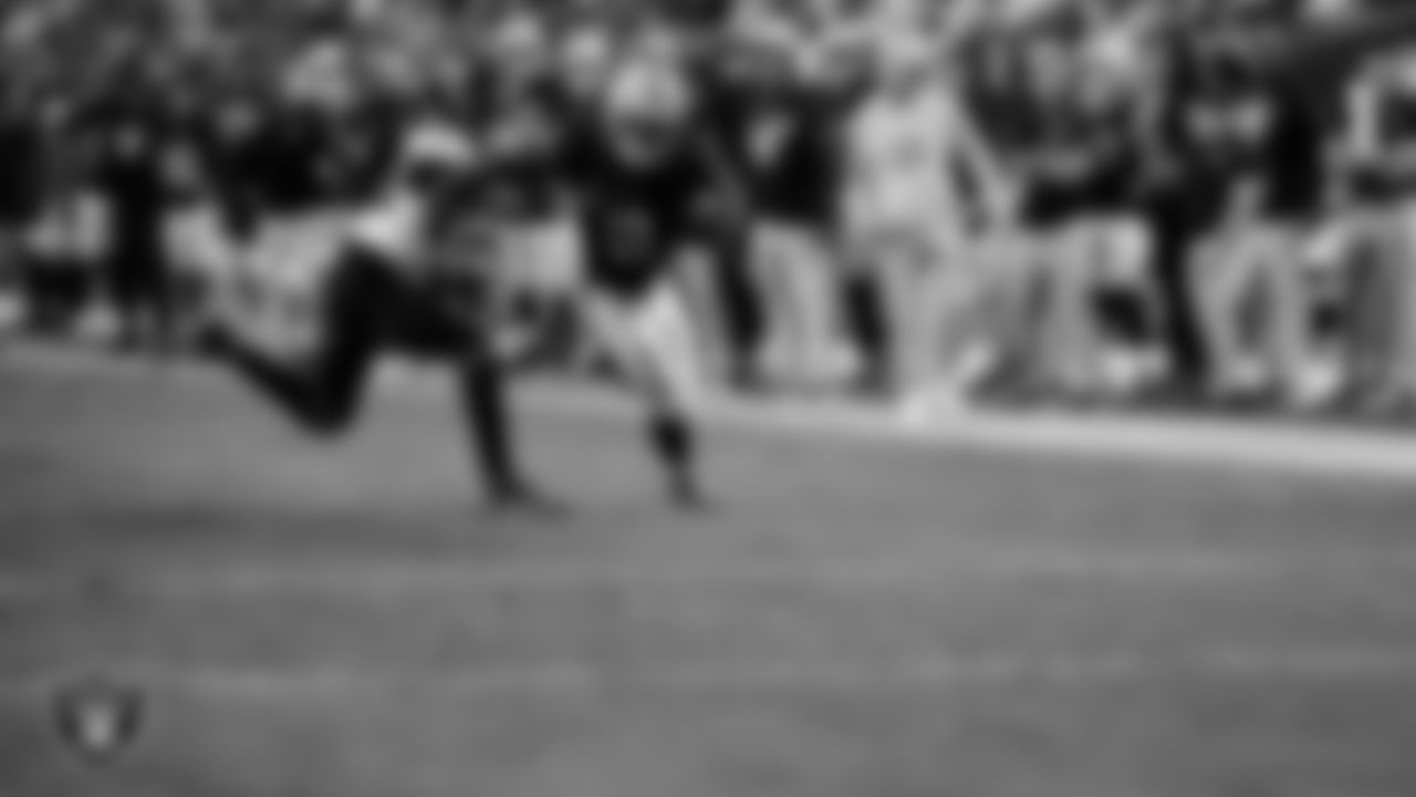 Las Vegas Raiders running back Ashton Jeanty (2) runs after making a 15-yard touchdown catch during the regular season home game against the Jacksonville Jaguars at Allegiant Stadium.