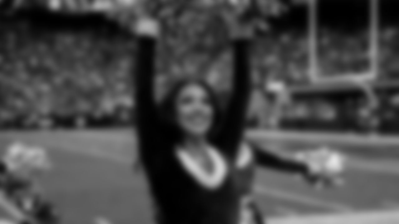 Raiderette Cierra on the sidelines during the regular season home game against the New York Giants at Allegiant Stadium.