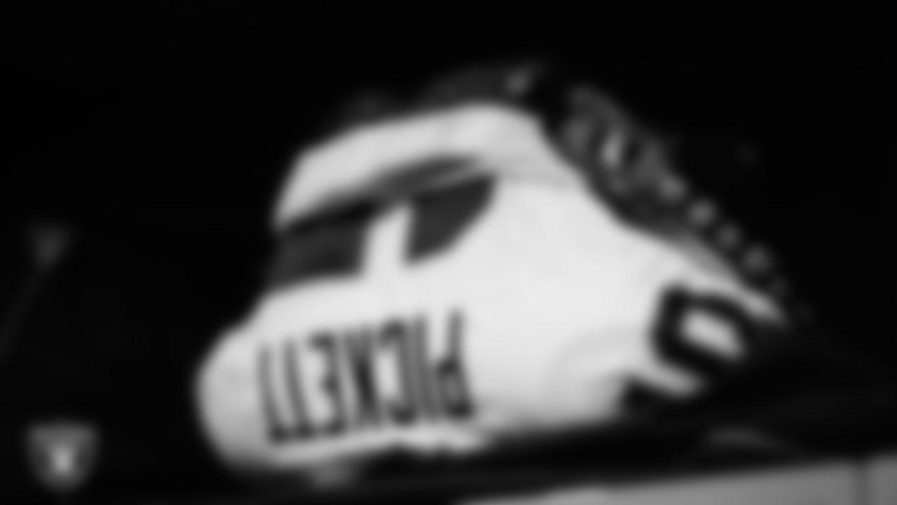 Las Vegas Raiders quarterback Kenny Pickett's (15) pads in the locker room prior to the Raiders' arrival for their regular season away game against the Philadelphia Eagles at Lincoln Financial Field.