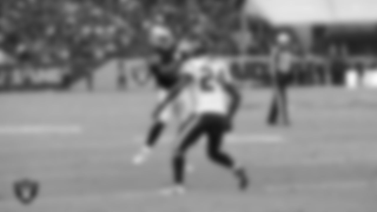 Oakland Raiders running back Latavius Murray (28) during the regular reason away game against the Houston Texans at Estadio Azteca, Monday, November 21, 2016, in Mexico City, Mex.