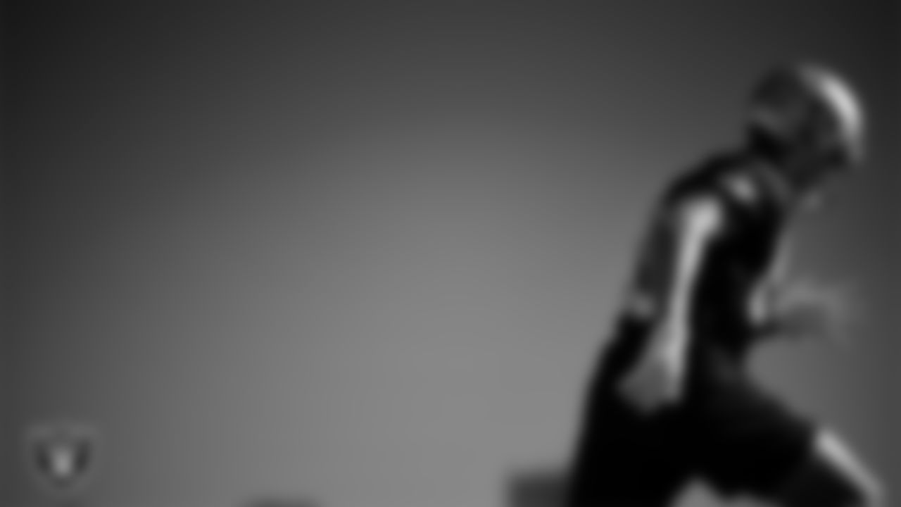 Las Vegas Raiders tight end Brock Bowers (89) during practice at Intermountain Health Performance Center.