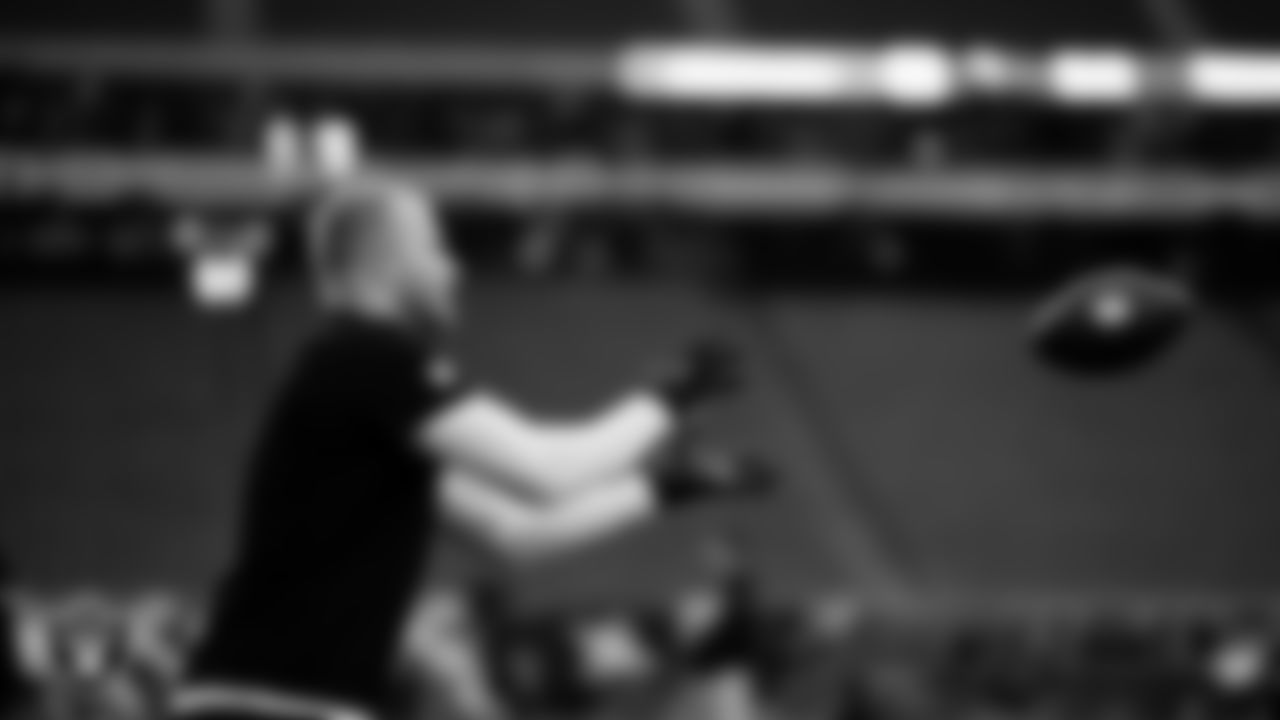 Las Vegas Raiders linebacker Tommy Eichenberg (44) warming up before the regular season away game against the Houston Texans at NRG Stadium.