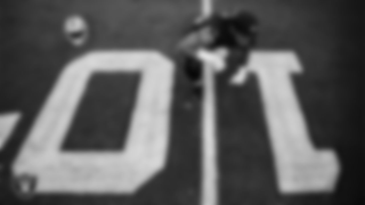 Las Vegas Raiders wide receiver Jakobi Meyers (16) warming up before the regular season home game against the Tennessee Titans at Allegiant Stadium.