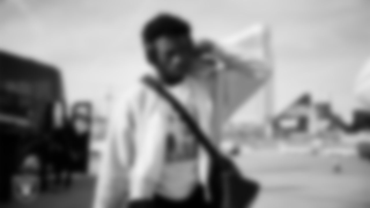 Las Vegas Raiders defensive end Malcolm Koonce (51) departs for the regular season away game against the Los Angeles Chargers.