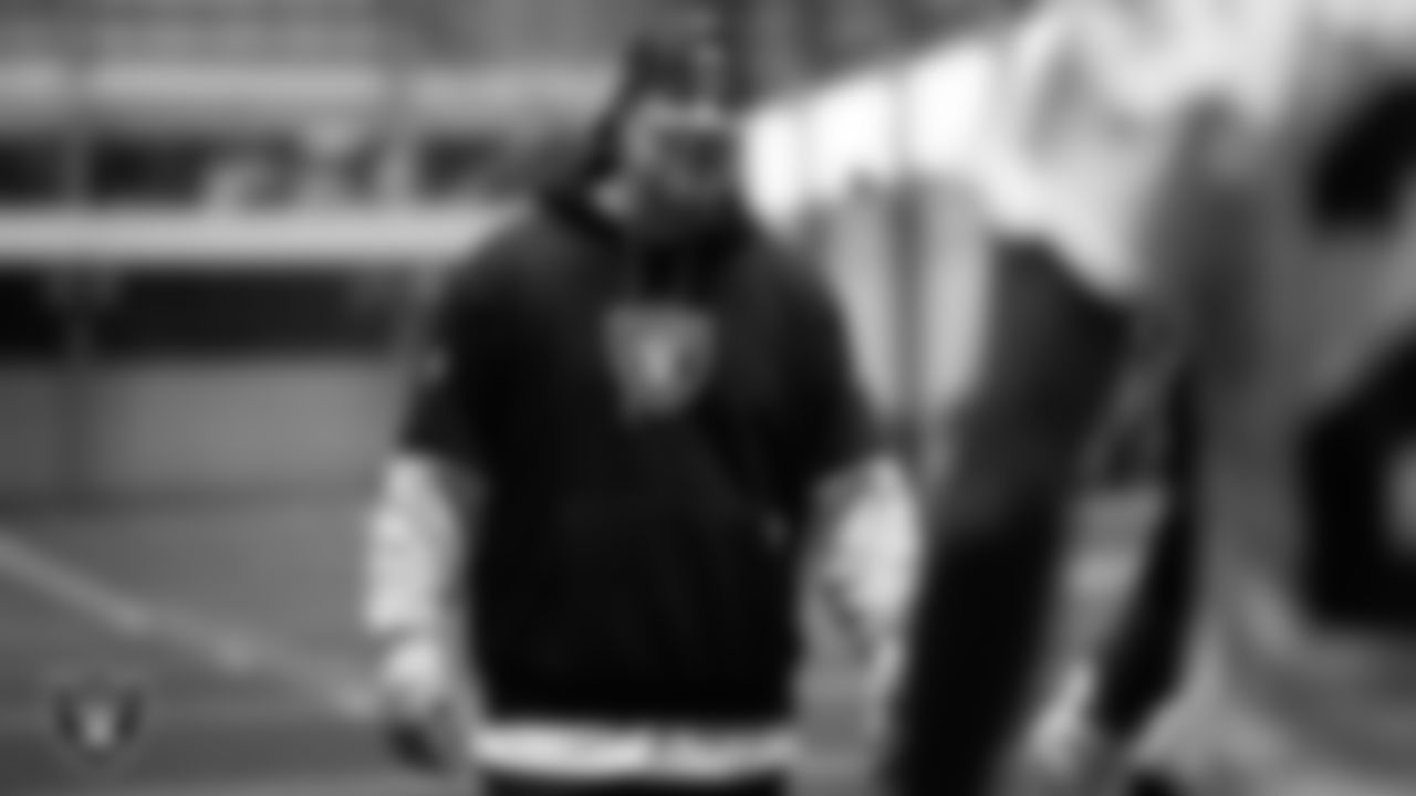 Las Vegas Raiders linebackers coach John Glenn during practice at Intermountain Health Performance Center.