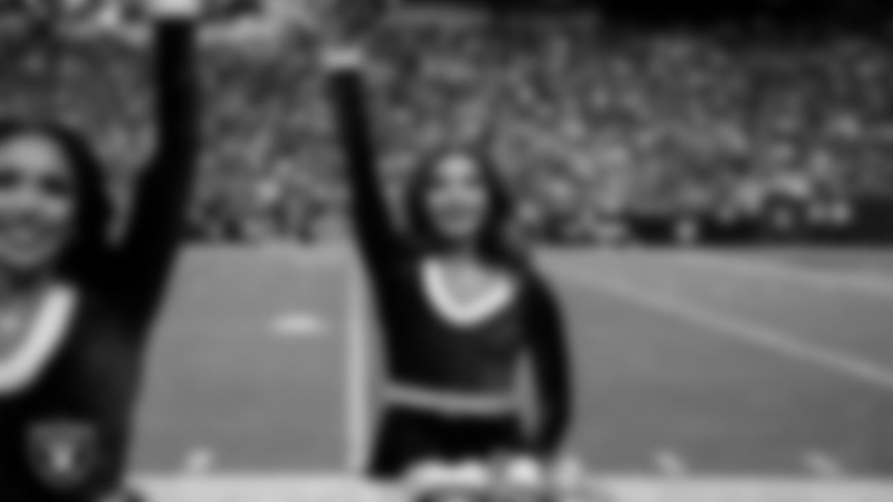 Raiderette Maddie on the sidelines during the regular season home game against the New York Giants at Allegiant Stadium.