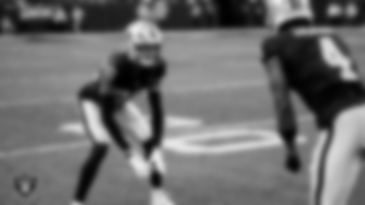Las Vegas Raiders cornerback Darien Porter (26) warming up before the regular season home game against the Kansas City Chiefs at Allegiant Stadium.