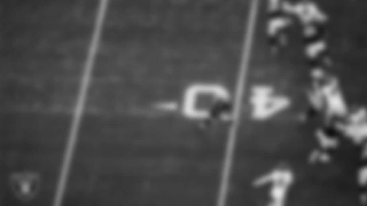 Las Vegas Raiders running back Ashton Jeanty (2) runs after making a catch during the regular season home game against the Denver Broncos at Allegiant Stadium.