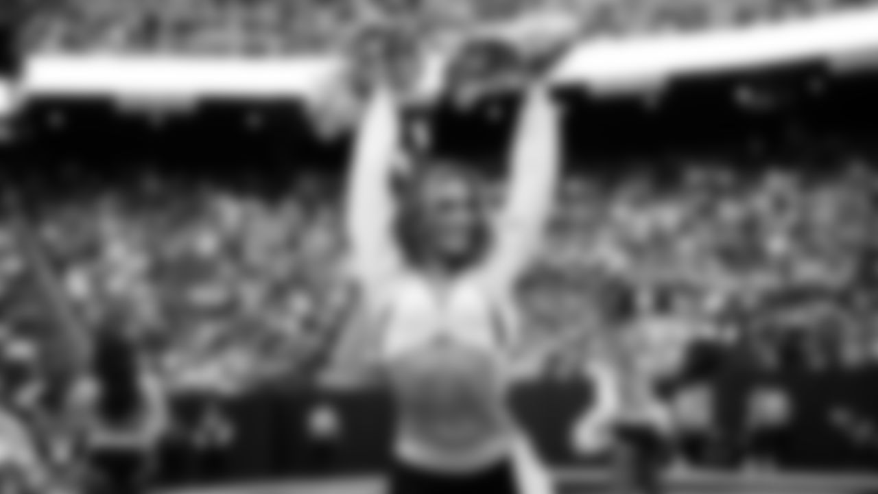 Raiderette Shelby during player introductions before the regular season home game against the Kansas City Chiefs at Allegiant Stadium.