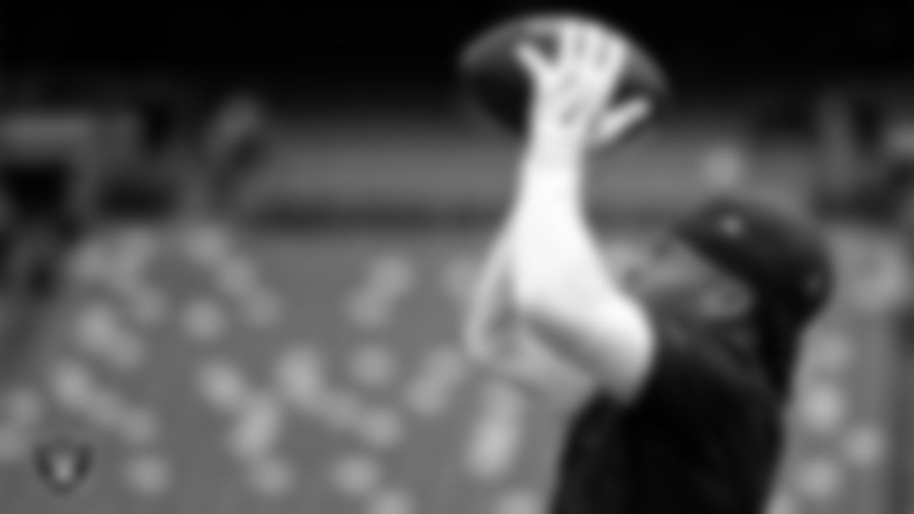 Las Vegas Raiders wide receiver Tre Tucker (1) warming up before the regular season away game against the Washington Commanders at Northwest Stadium.