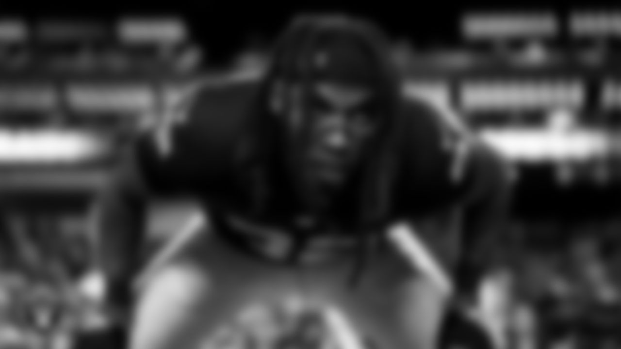 Las Vegas Raiders safety Lonnie Johnson Jr. (32) warming up before the regular season home game against the Dallas Cowboys at Allegiant Stadium.