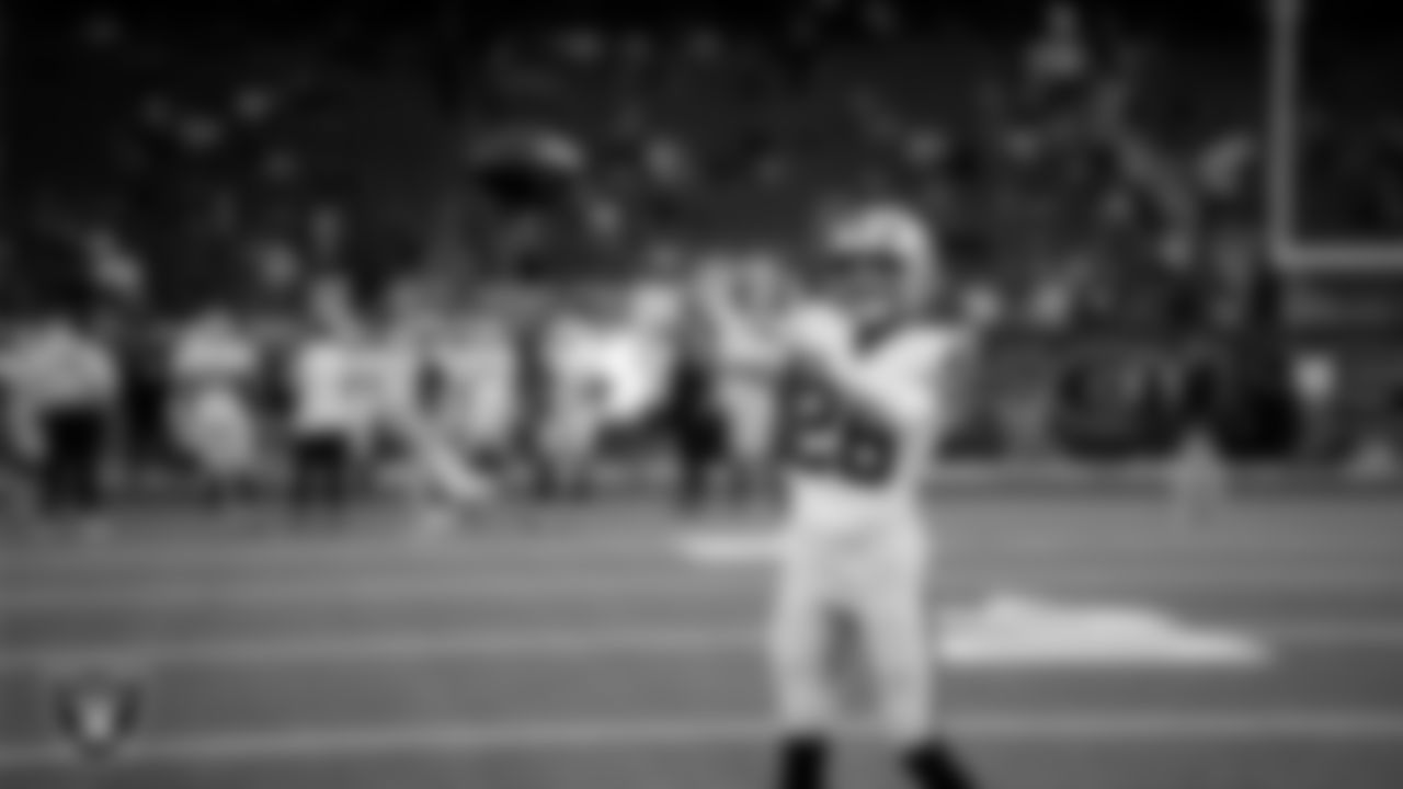 Las Vegas Raiders cornerback Darien Porter (26) warming up before the regular season away game against the Houston Texans at NRG Stadium.