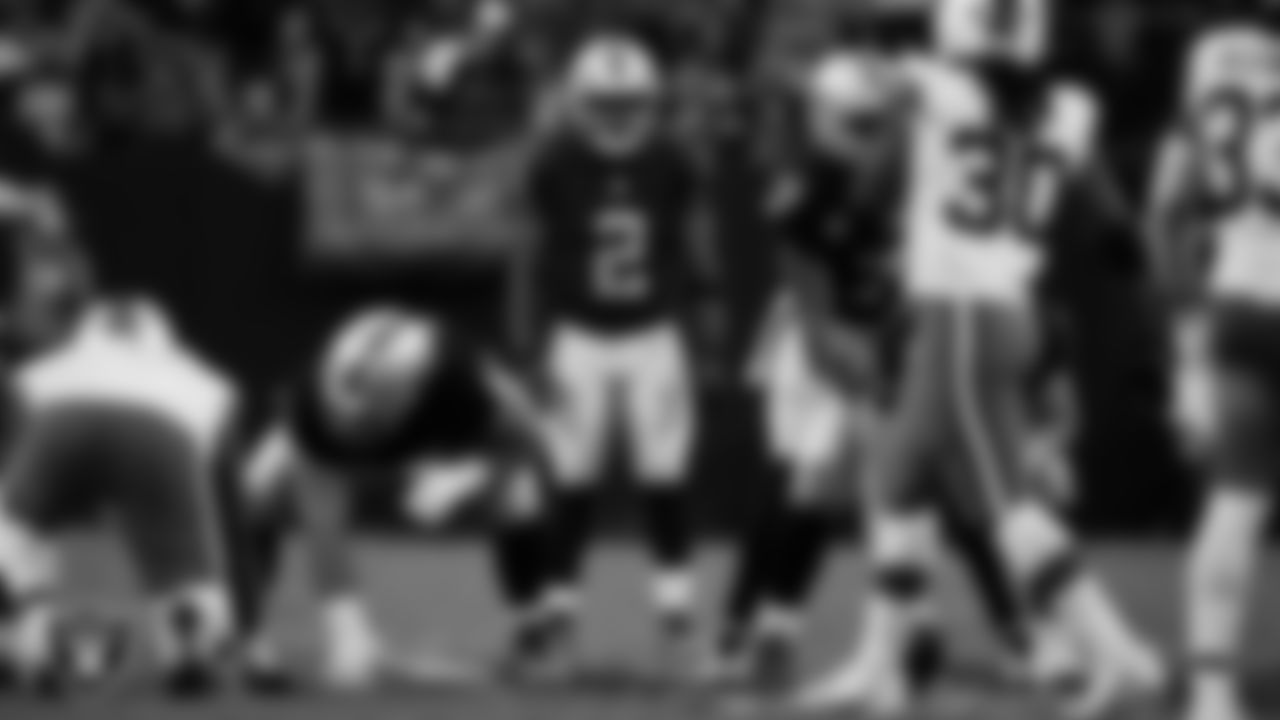 Las Vegas Raiders running back Ashton Jeanty (2) lines up before the snap during the regular season home game against the Cleveland Browns at Allegiant Stadium.