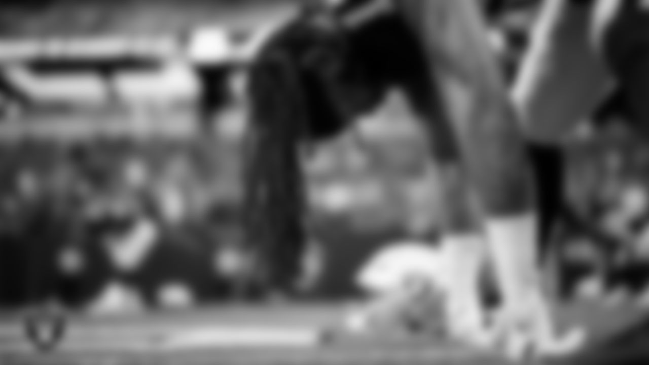 Las Vegas Raiders wide receiver Jakobi Meyers (16) warming up before the regular season home game against the Jacksonville Jaguars at Allegiant Stadium.