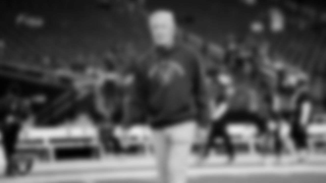 Las Vegas Raiders Head Coach Pete Carroll before the regular season home game against the Dallas Cowboys at Allegiant Stadium.