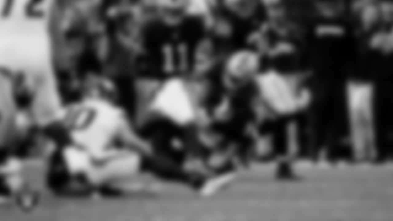 Las Vegas Raiders linebacker Devin White (45) during the regular season home game against the Denver Broncos at Allegiant Stadium.