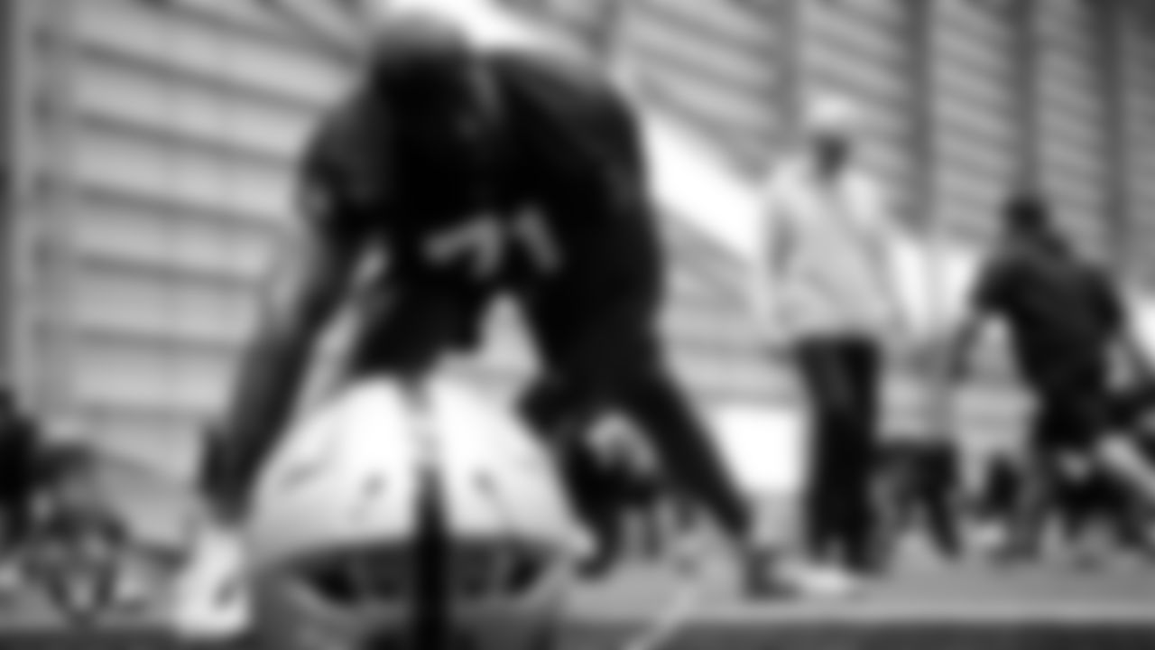 Las Vegas Raiders tackle DJ Glaze (71) during practice at Intermountain Health Performance Center.