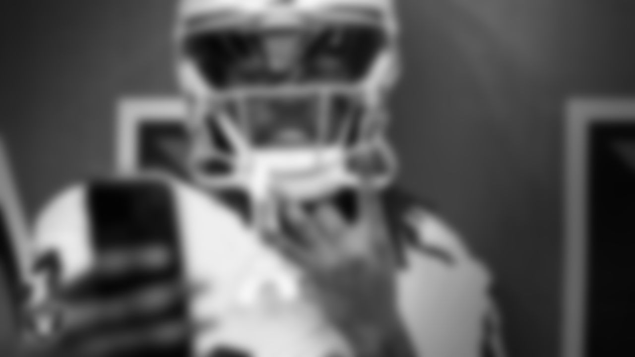 Las Vegas Raiders wide receiver Dont'e Thornton Jr. (10) takes a selfie with fans before the regular season away game against the Houston Texans at NRG Stadium.