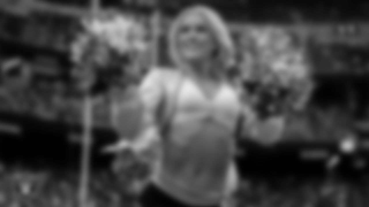 Raiderette Kennedy on the sidelines during the regular season home game against the Tennessee Titans at Allegiant Stadium.