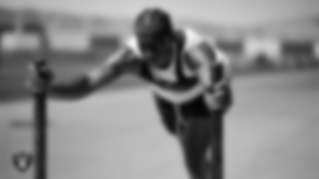 Las Vegas Raiders quarterback Geno Smith (7) at a workout during phase one of the offseason program at Intermountain Health Performance Center.