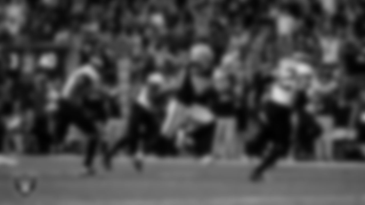 Las Vegas Raiders tight end Brock Bowers (89) runs after making a 27-yard touchdown catch during the regular season home game against the Jacksonville Jaguars at Allegiant Stadium.