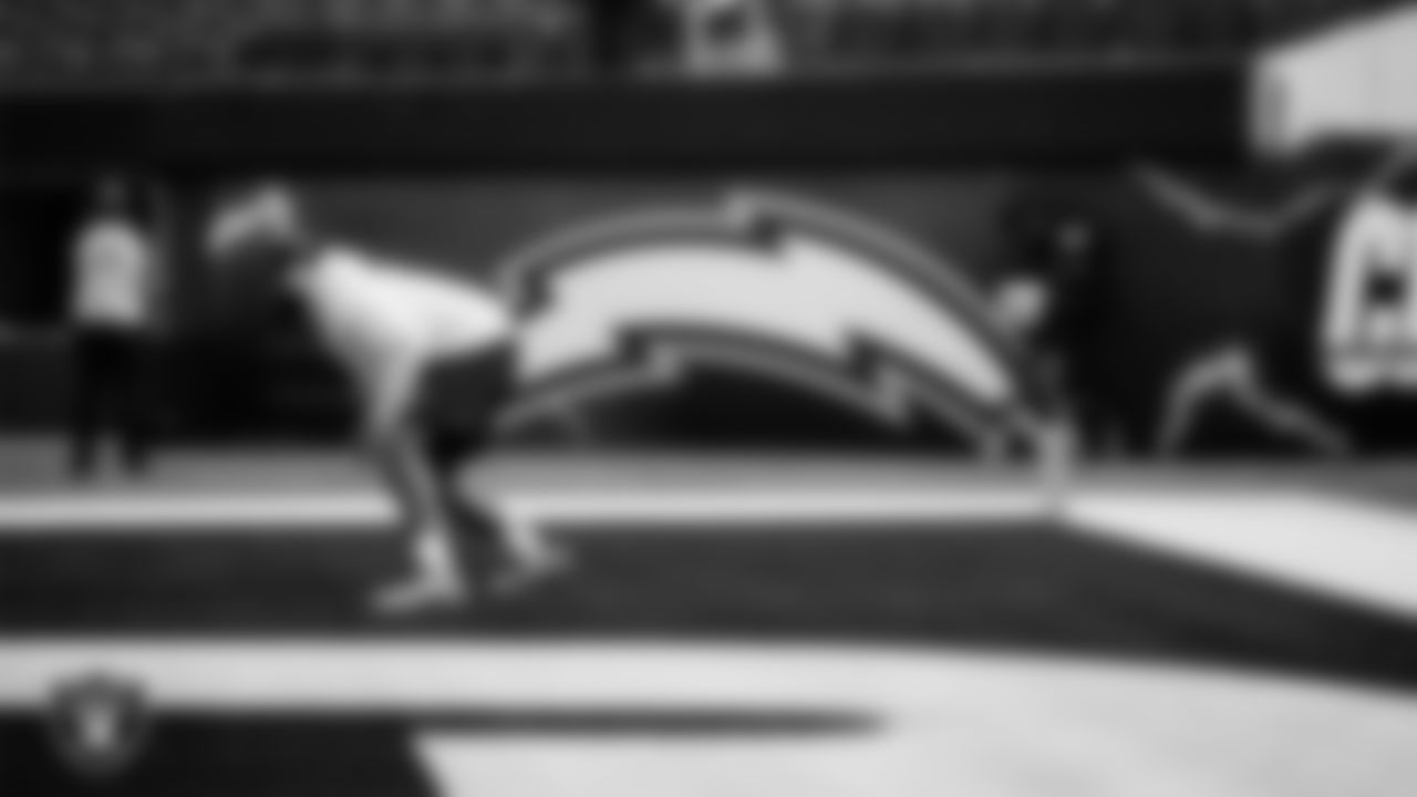 Las Vegas Raiders tackle DJ Glaze (71) warming up before the regular season away game against the Los Angeles Chargers at SoFi Stadium.