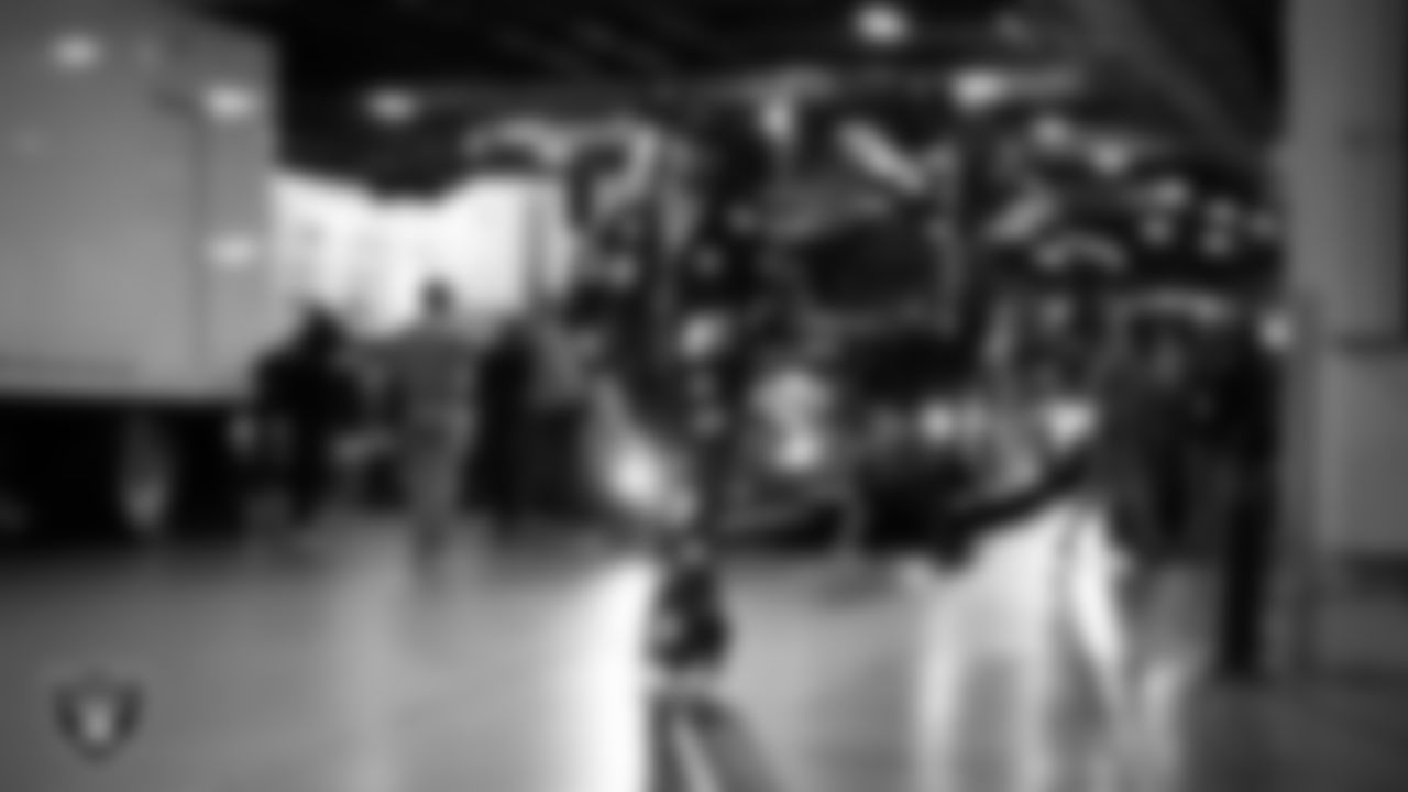 Las Vegas Raiders defensive end Maxx Crosby (98) arrives to the regular season away game against the Denver Broncos at Empower Field at Mile High.