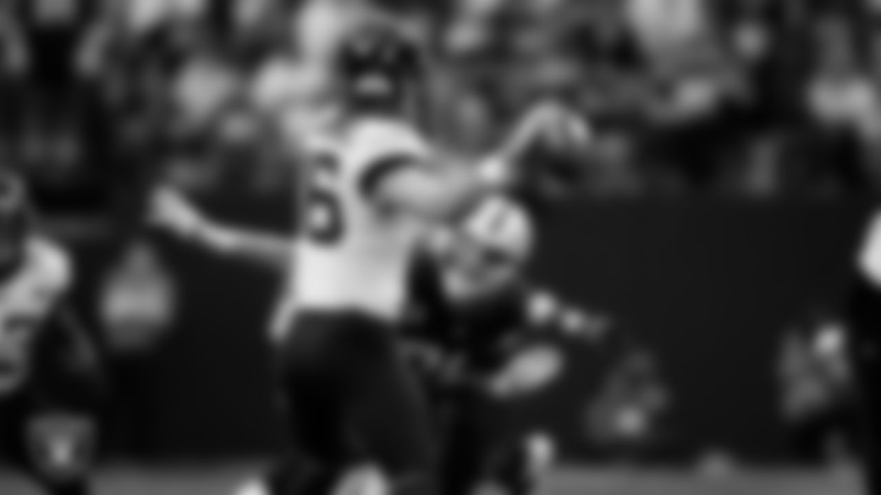 Las Vegas Raiders defensive end Maxx Crosby (98) pressures the quarterback during the regular season home game against the Jacksonville Jaguars at Allegiant Stadium.