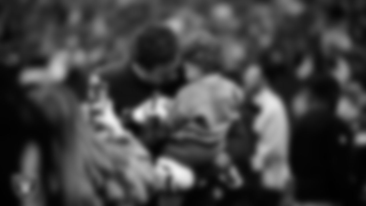 Las Vegas Raiders offensive lineman Stone Forsythe (70) before the regular season home game against the New York Giants at Allegiant Stadium.