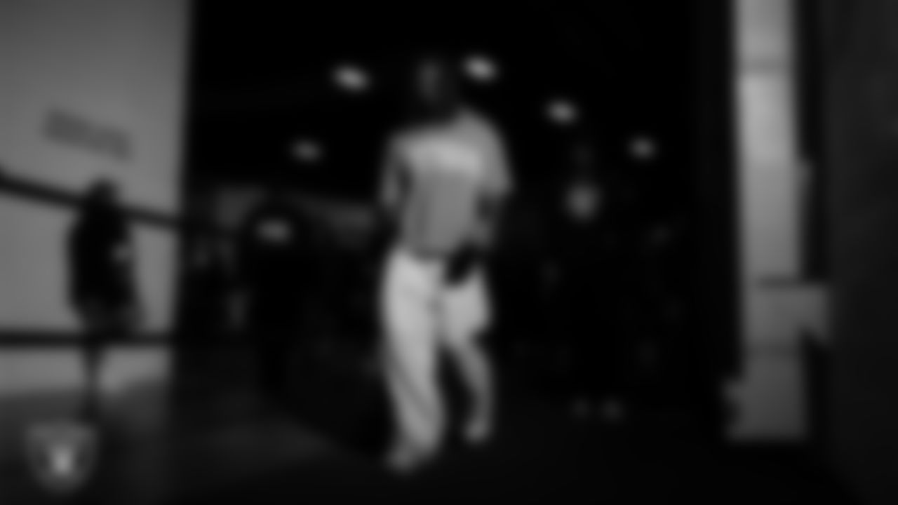 Las Vegas Raiders safety Chris Smith II (29) arrives to the regular season away game against the Denver Broncos at Empower Field at Mile High.