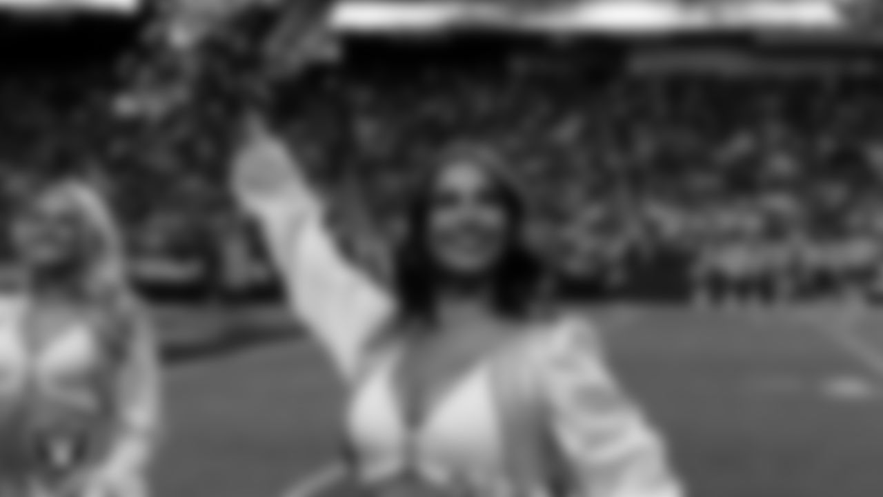 Raiderette Raegen on the sidelines during the regular season home game against the New York Giants at Allegiant Stadium.