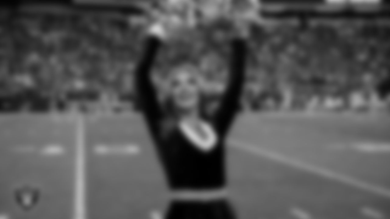 Raiderette Shelby on the sidelines during the regular season home game against the New York Giants at Allegiant Stadium.