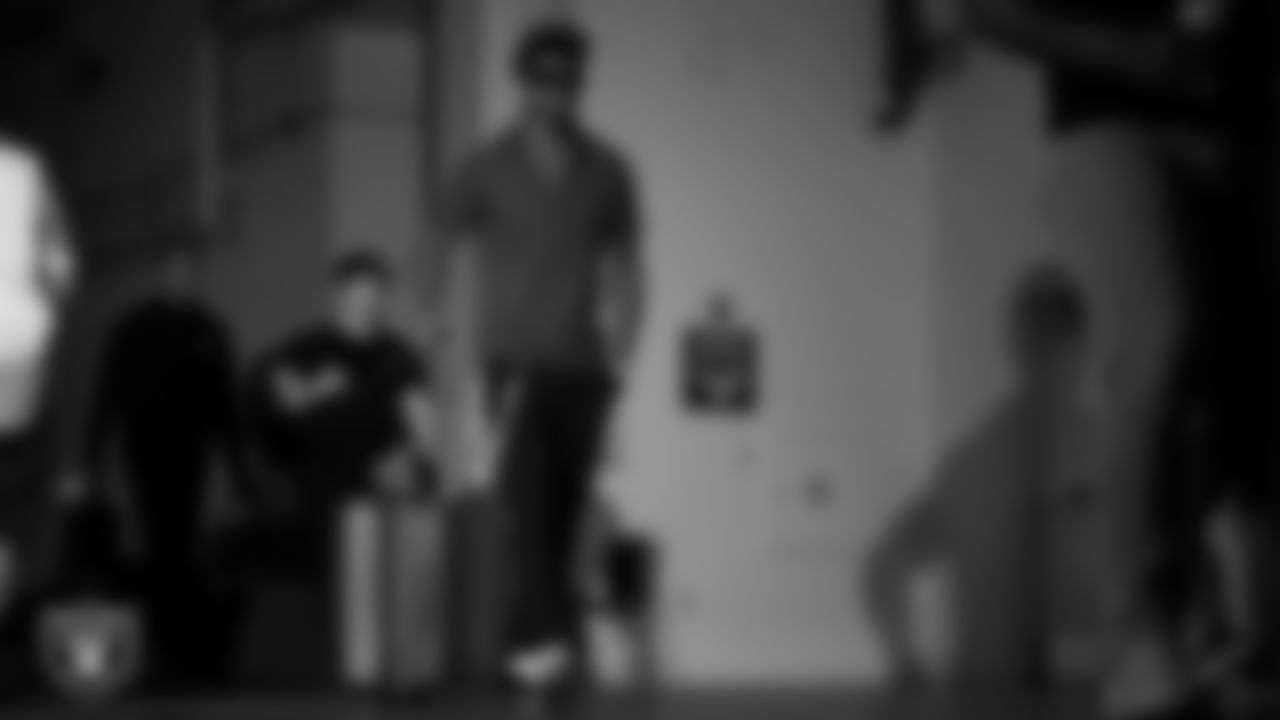 Las Vegas Raiders cornerback Decamerion Richardson (25) arrives to the regular season away game against the Indianapolis Colts at Lucas Oil Stadium.