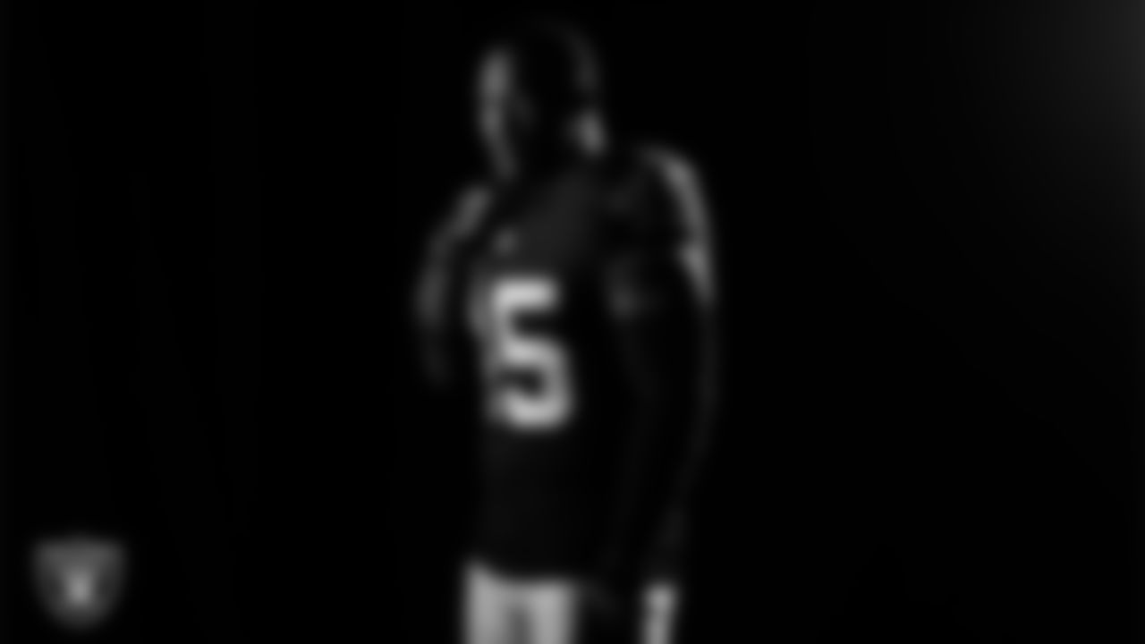 Las Vegas Raiders linebacker Devin White (45) poses for a photo at the 2025 Raiders Media Day.