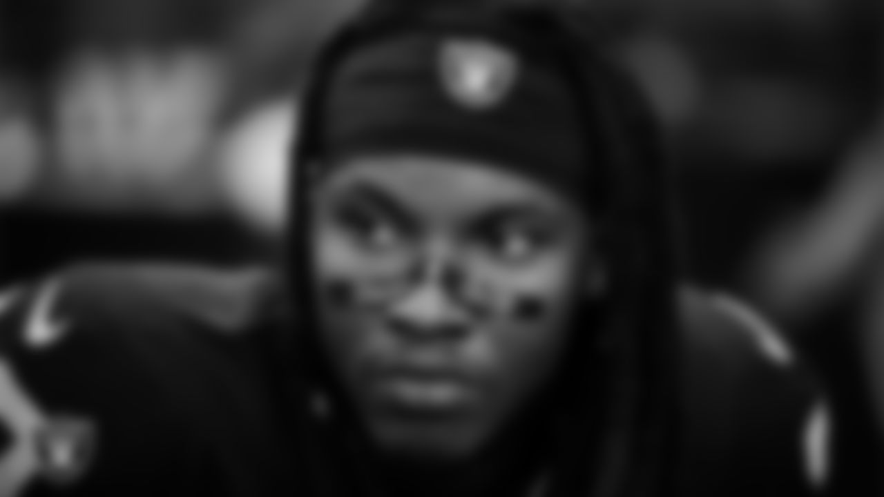 Las Vegas Raiders safety Lonnie Johnson Jr. (32) warming up before the regular season home game against the New York Giants at Allegiant Stadium.