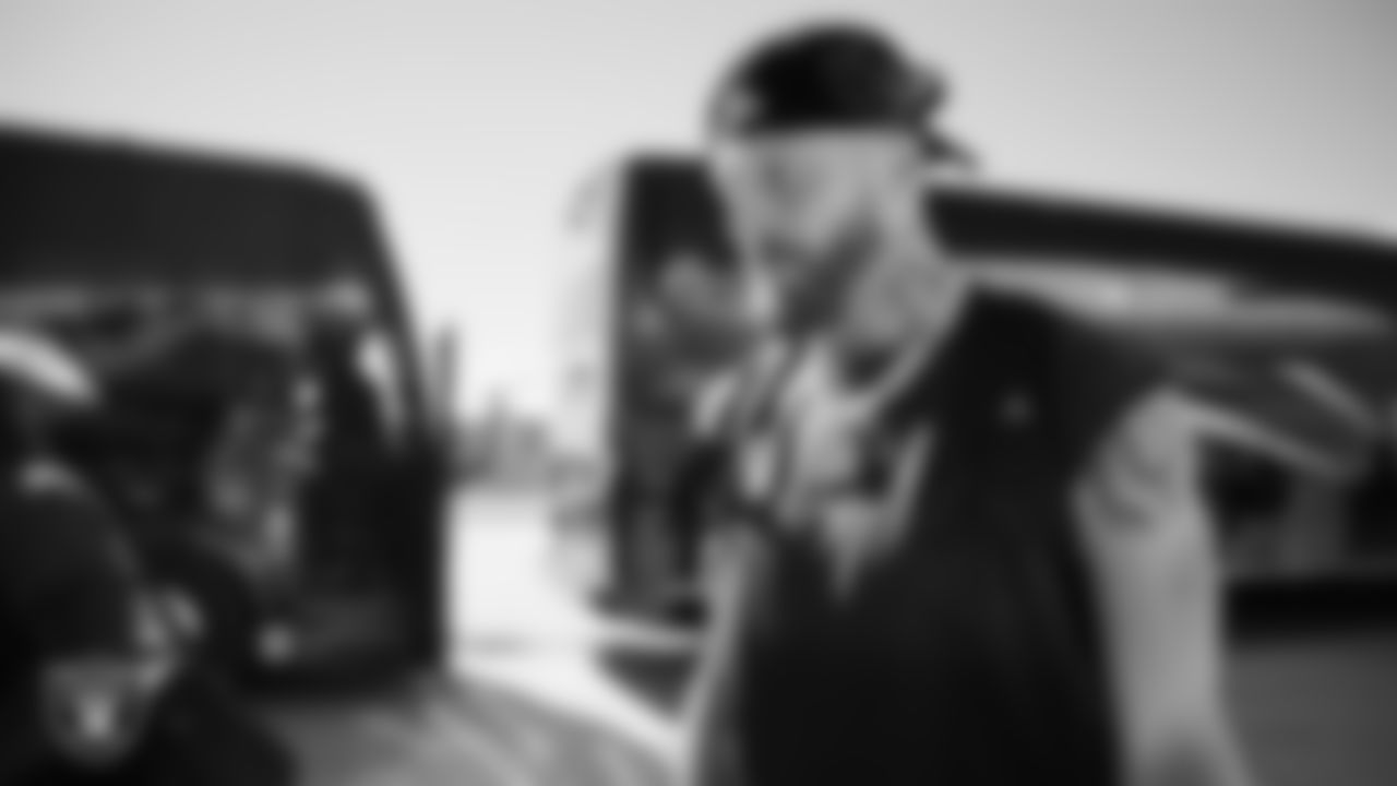 Las Vegas Raiders defensive end Maxx Crosby (98) departs for the regular season away game against the Indianapolis Colts.
